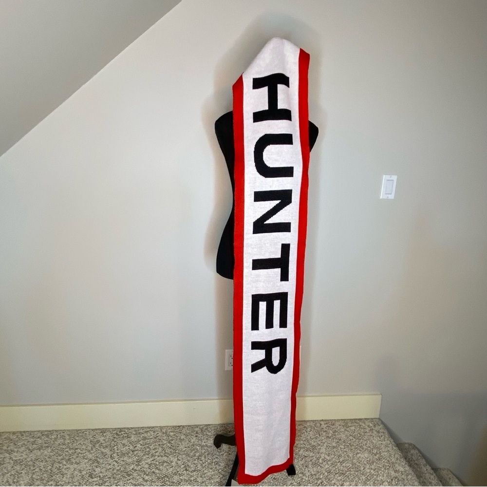 HUNTER New Red White Black Logo Knit Scarf Rectangle - Picture 9 of 16